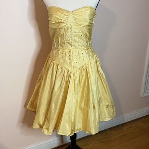 Fun Strapless Yellow Betsey Johnson.
